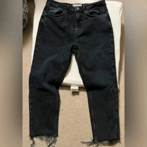 Topshop Denim - Topshop Black Denim Jean … Size 31 waist …30 L.. Frayed hem